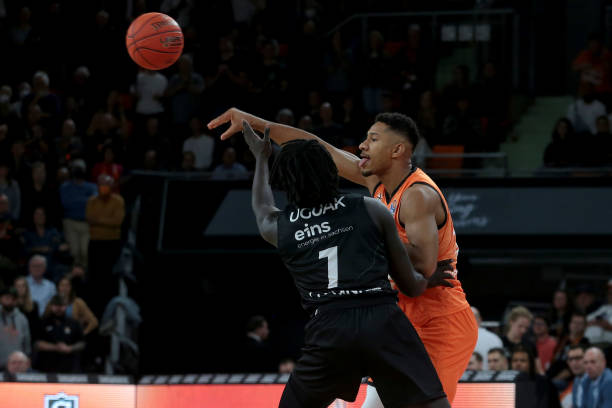 被对手利用 被对手利用