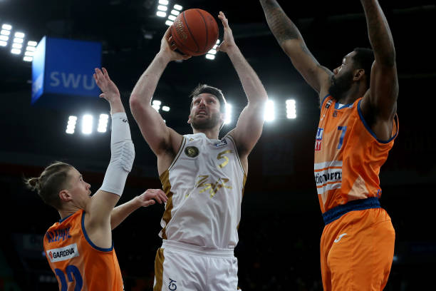 他并没有放 他并没有放